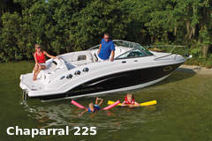 Chaparral 225 SSI Cabin - picture 2