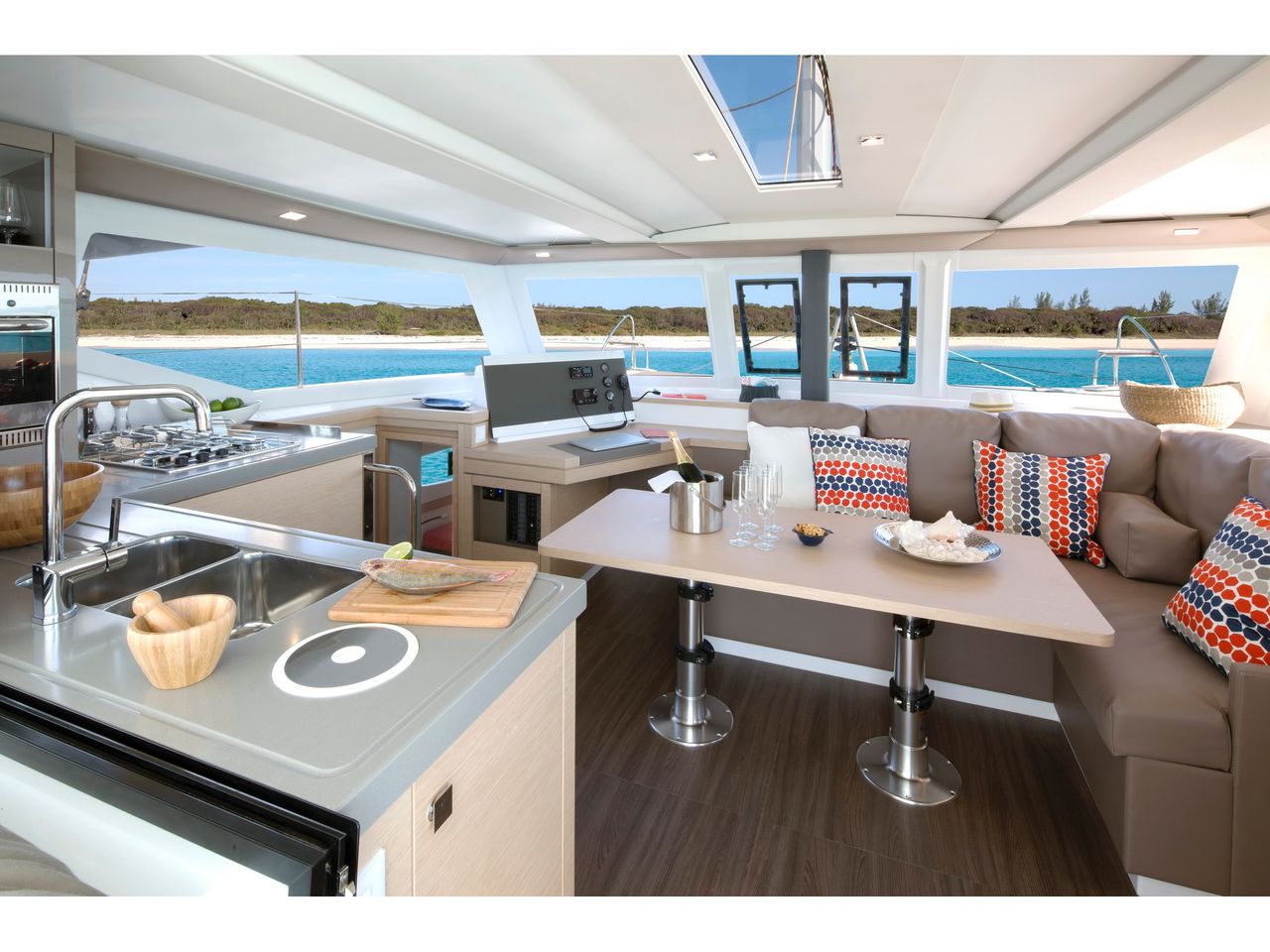 Fountaine Pajot Lucia 40 (4cab./4 hds) - fotka 3
