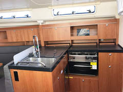 New Hanse 385 - picture 2
