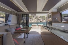Fountaine Pajot 37 MY - picture 10