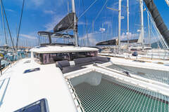 Lagoon 450 Fly A/C & GEN. - picture 6