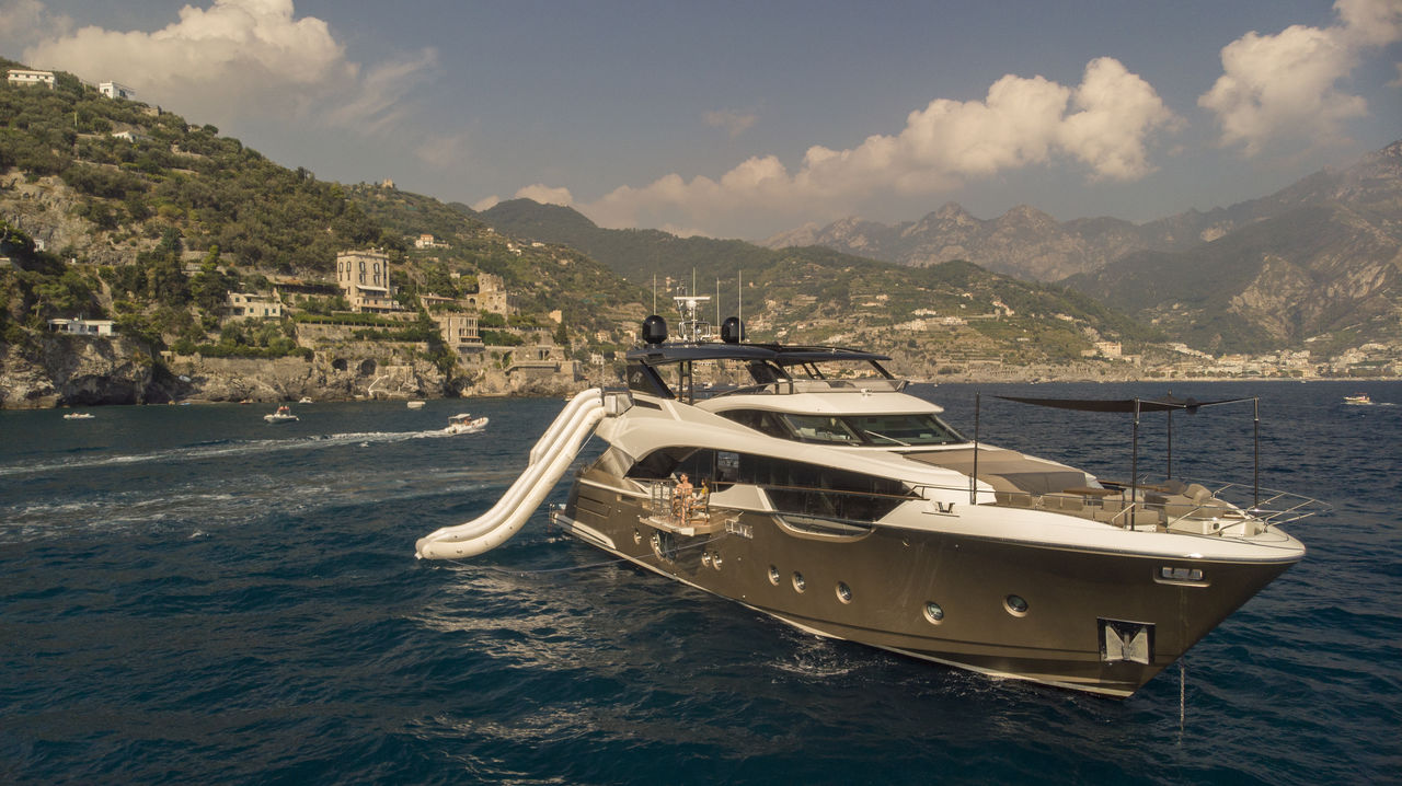 30m Monte Carlo Yachts with Fly! - zdjęcie 2