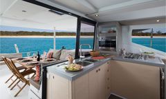 Fountaine Pajot Lucia 40 N - picture 8