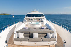Motor Yacht Sunseeker 108 - picture 7