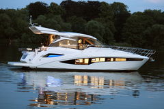 Galeon 425 HTS - picture 1