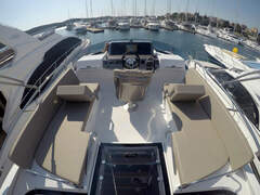 Galeon 430 Skydeck - picture 9