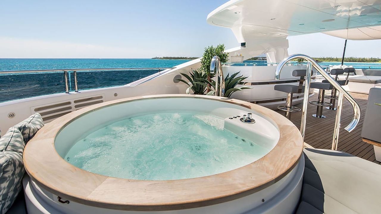 NEW Sunseeker 131 Luxury Yacht - billede 3