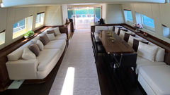 Motor Yacht - picture 8