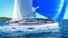 Bavaria 45 Holiday - picture 1