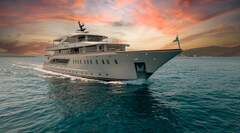 NEW Lux-Mini Cruiser with 18 Cabins for 36 Guests! - immagine 1