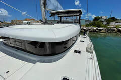 Lagoon 42 N - picture 1
