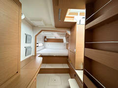 Excess 11 3cabins - fotka 4