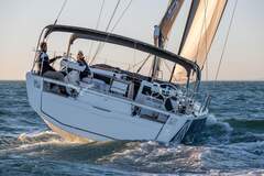 Dufour 470 Owner’s Version - image 1