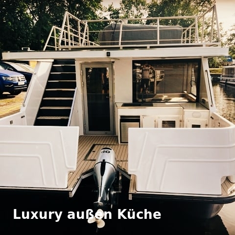 Luxury Floating Home - image 2