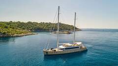 Sailing Yacht Mal - picture 3
