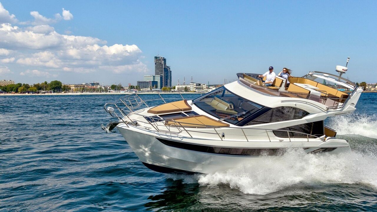 Galeon 420 Fly - picture 2