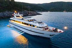 Motoryacht - picture 6
