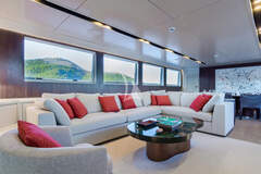 Motoryacht - picture 8